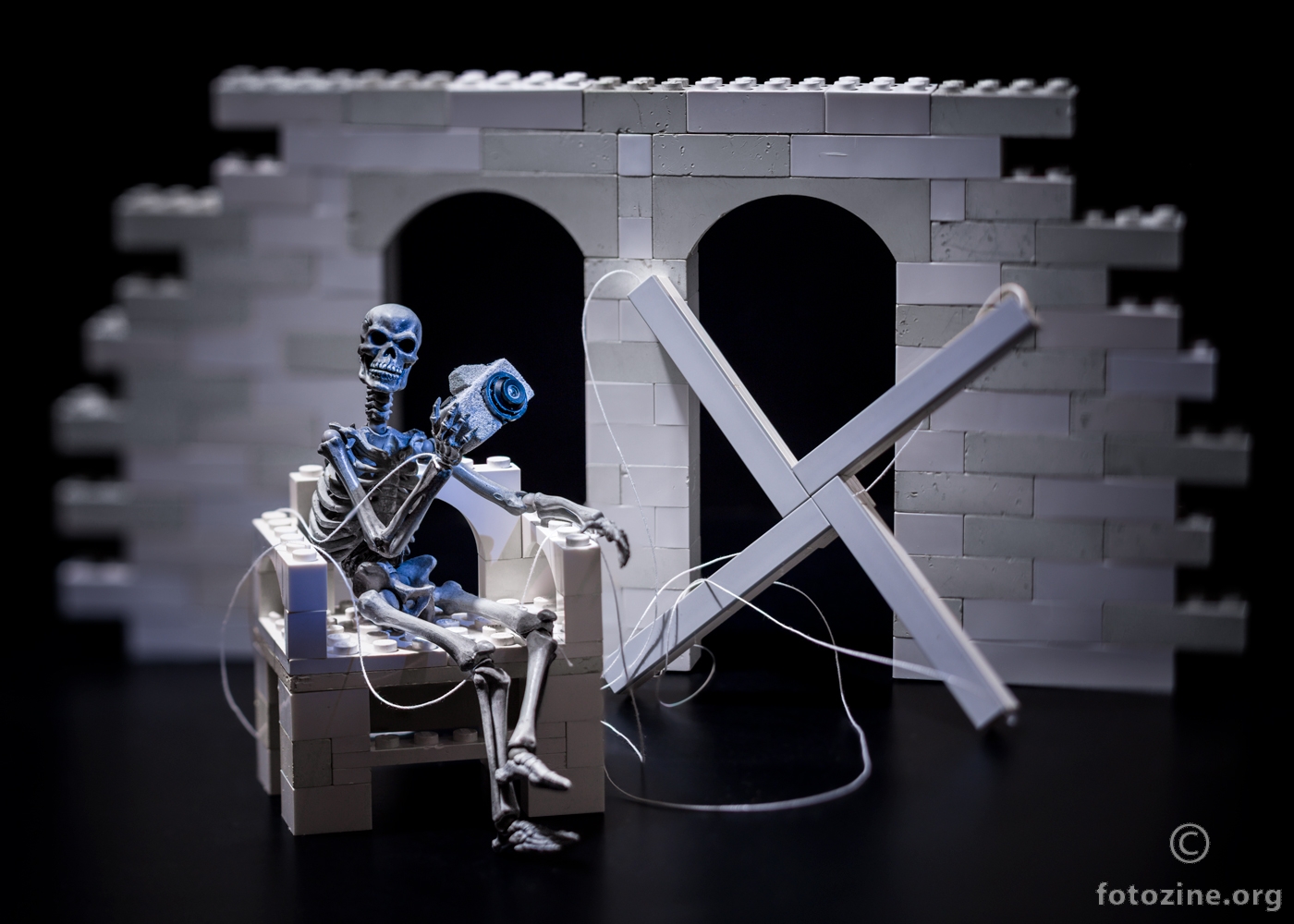 Ja. Marioneta…
