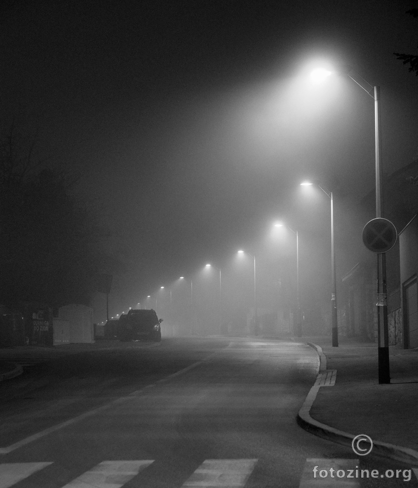 Maglene noći zagrebačke