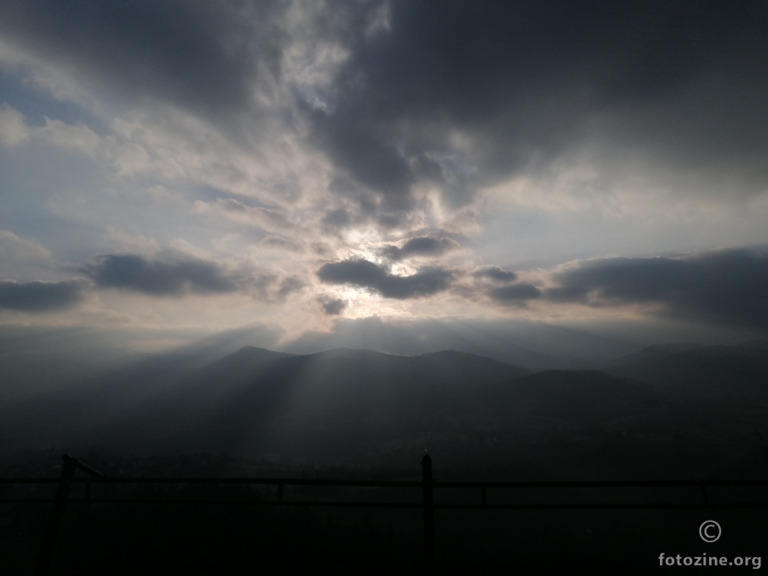 Eruptirala Etna ili ... ??