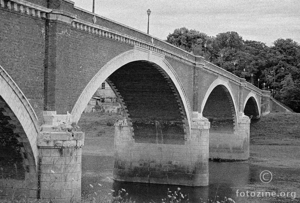 Stari most u Sisku