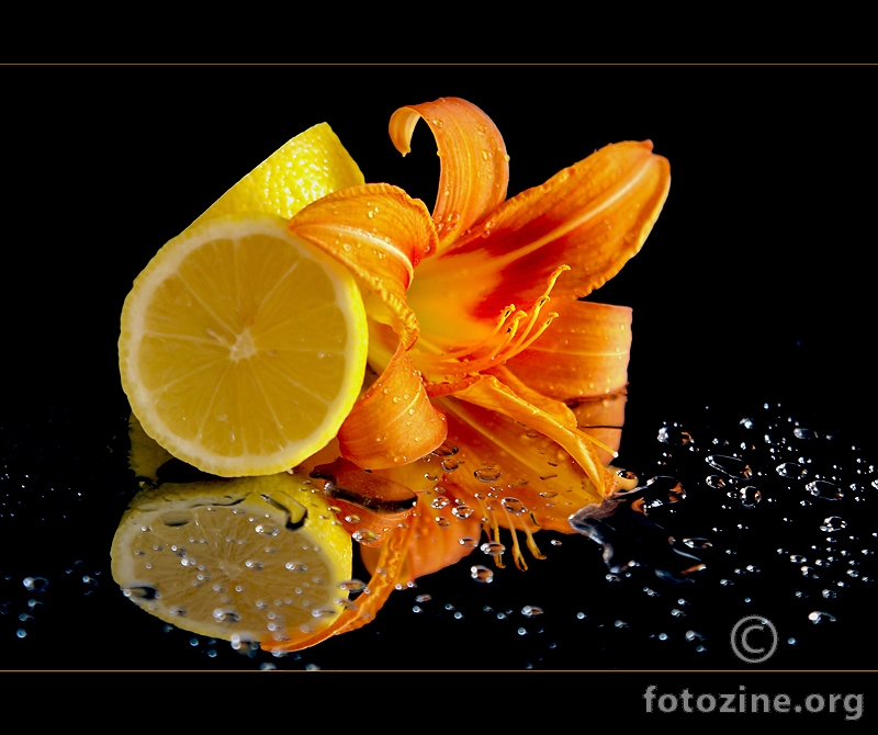 narančasto