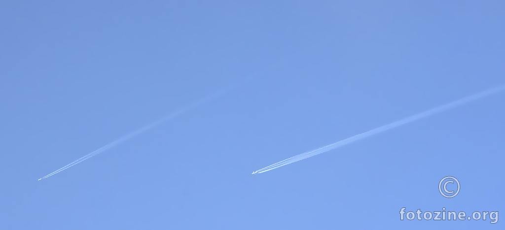 Dva aviona