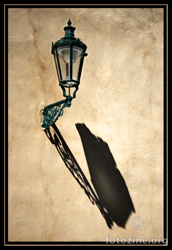 Jedna stara svjetiljka...