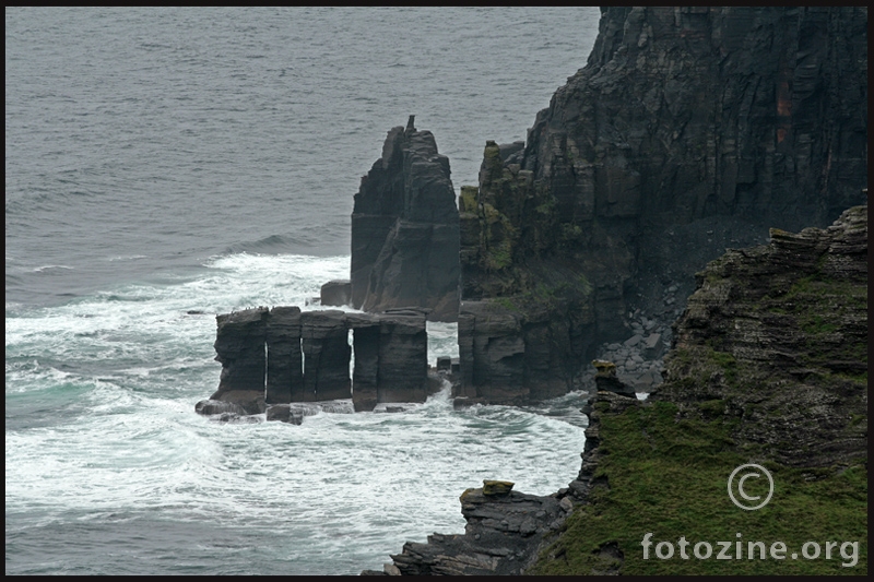 CliffsOfMoher 02