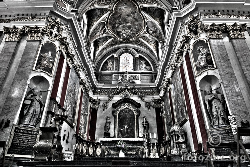 \Saint Nicholas Cathedral2