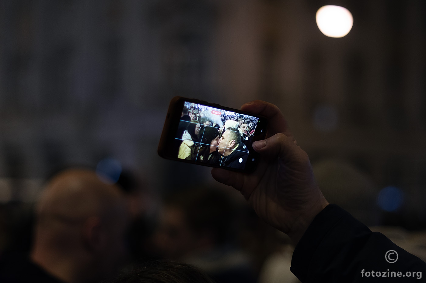 16 sekundi poljupca...