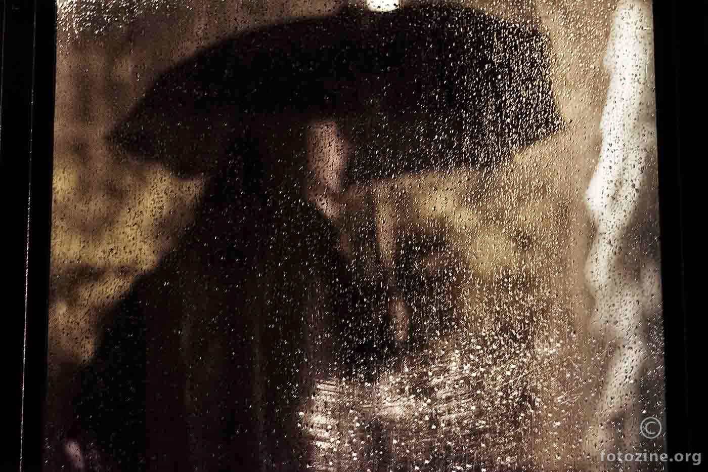 Mistika kiše tugu briše...