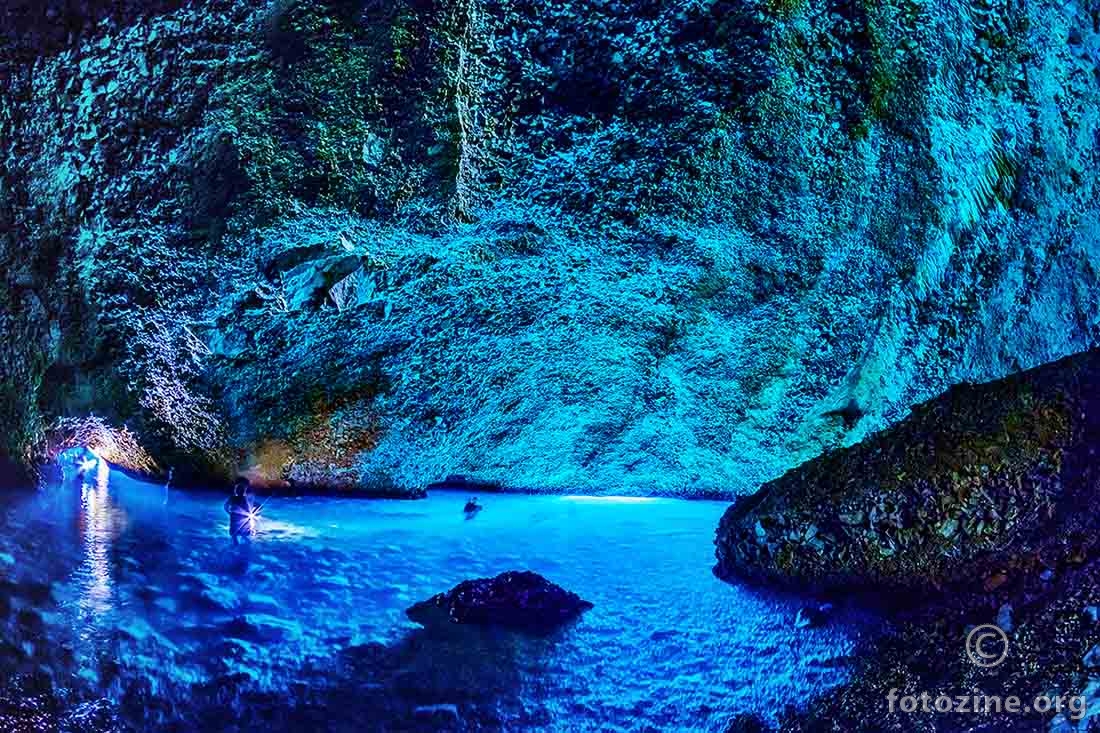 Plava grota, Cres.