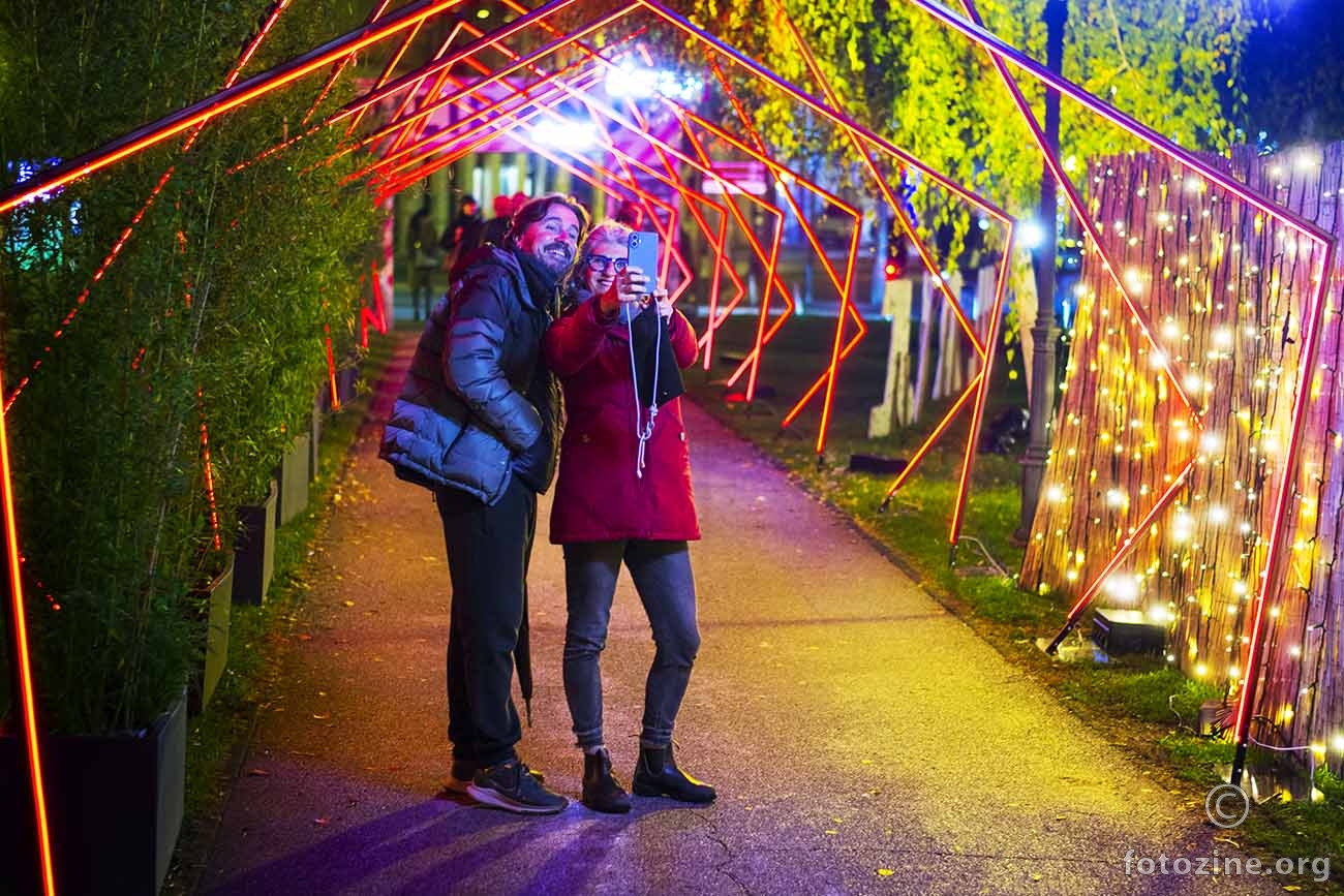 Selphie šareni stižu blagdanski dani.