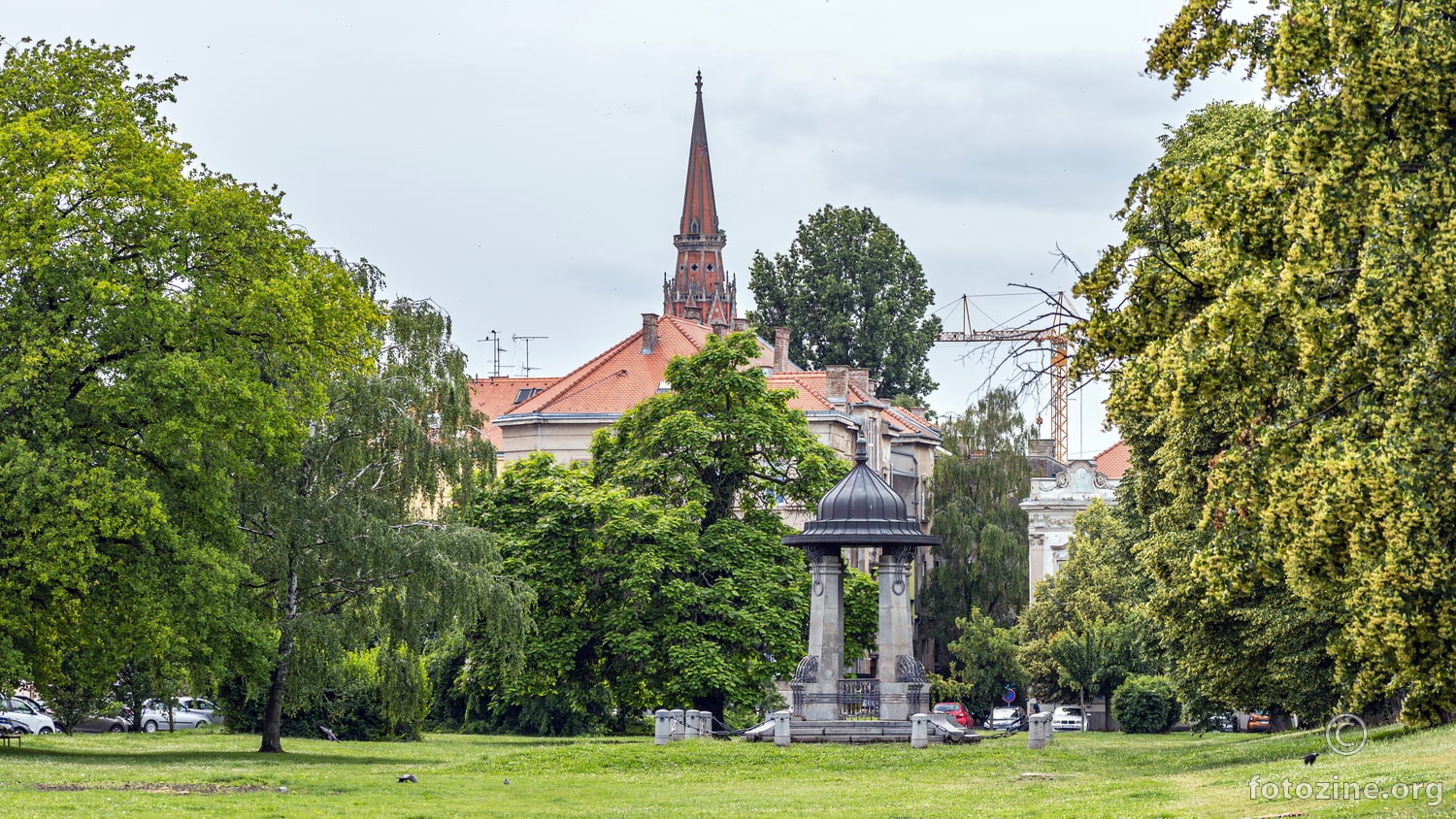 Jedna laganini na tmuran dan