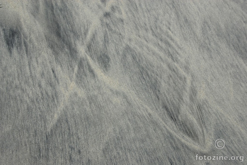 Motivi u pijesku 2. Tehnika: valovi arktičkog oceana po pješčanoj plaži