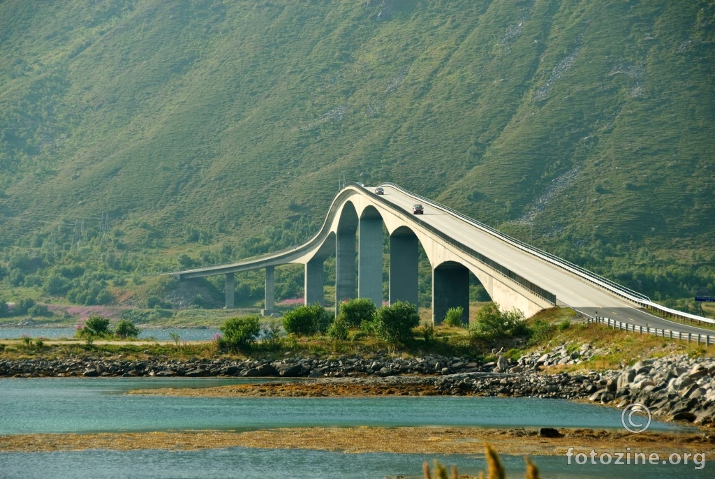 Mostić, Lofoten, Norveška
