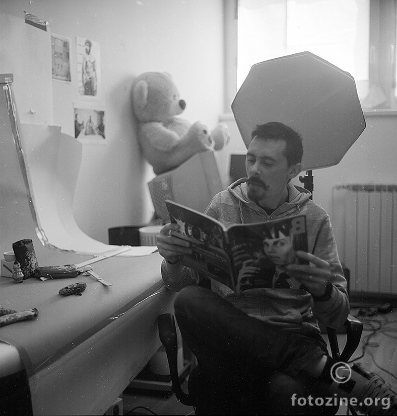 PSUJE SVE PO TISKU