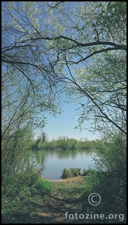 potpuno za te i tebi skriven