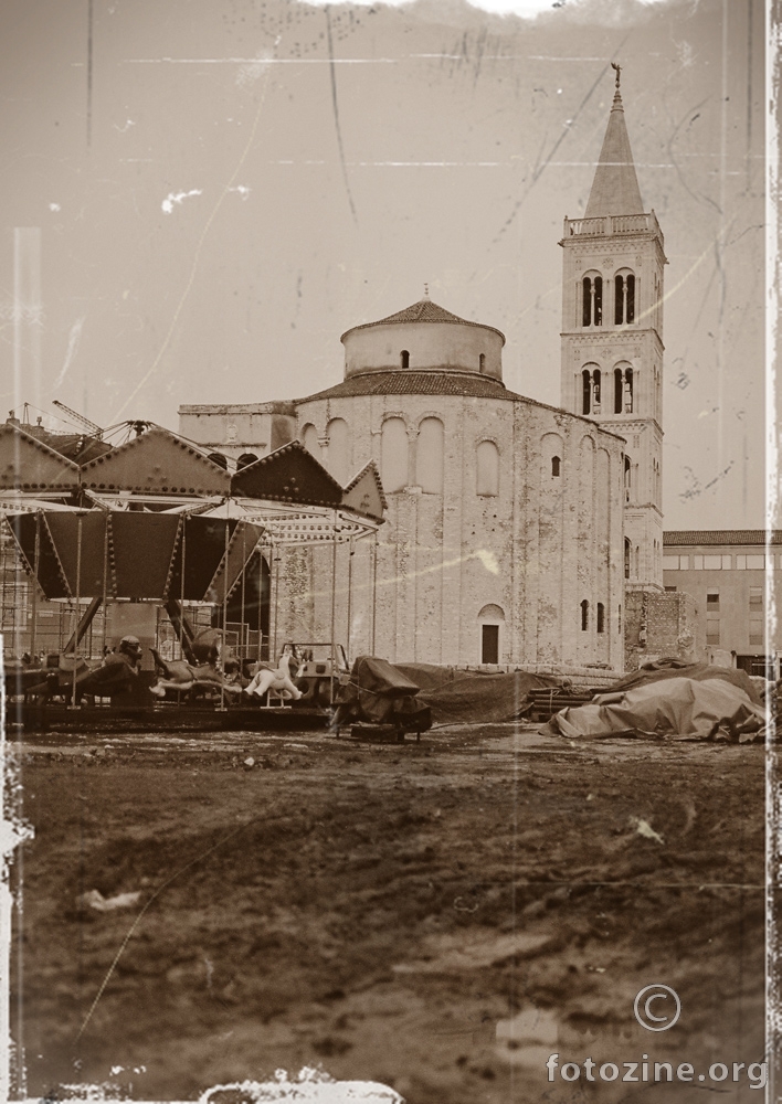 lunapark (sepia)