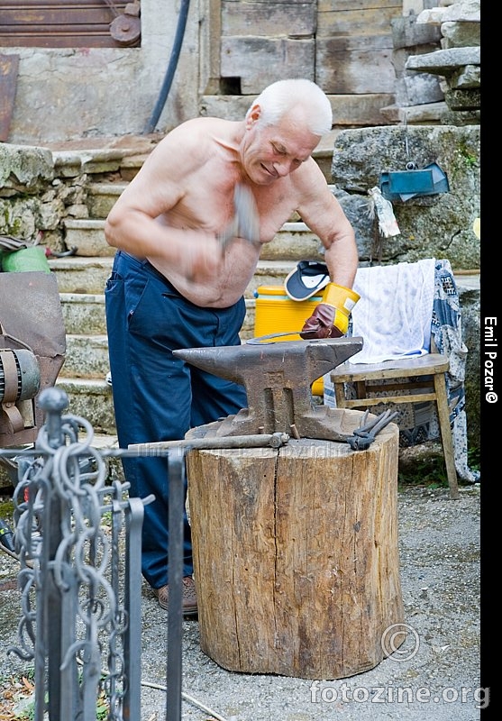 Pićan, domaći ljudi