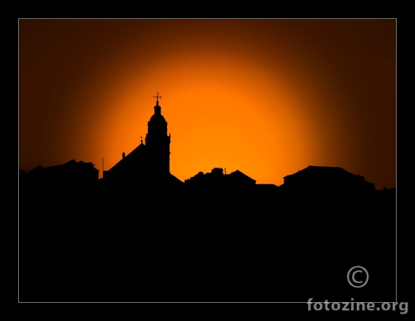 Curzola nella notte