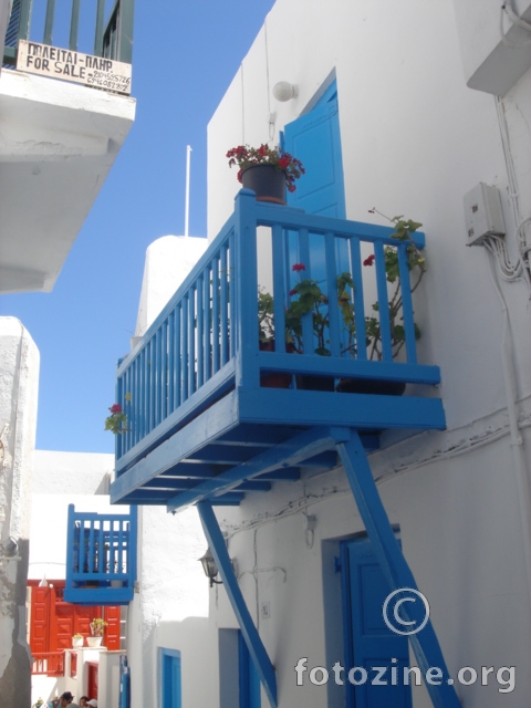 blue balcony in Mykonos