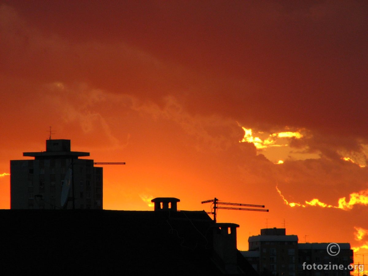 fire over zagreb 2