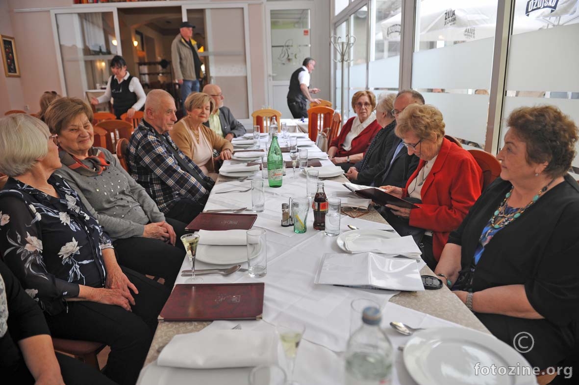 slavili smo na ručku