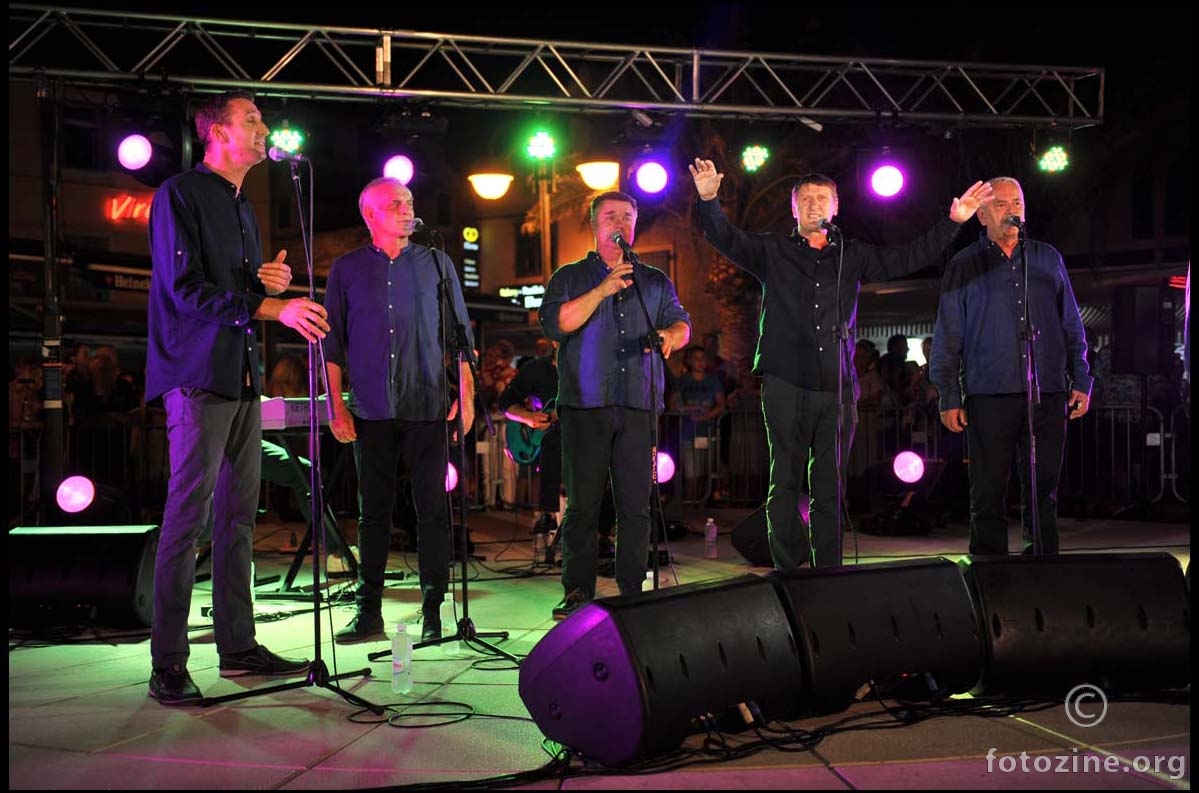 Tomislav Bralić i Klapa Intrade