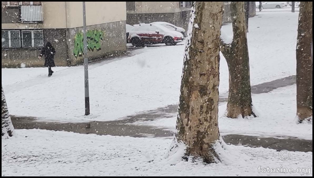 stalno pada snijeg - 4. ...