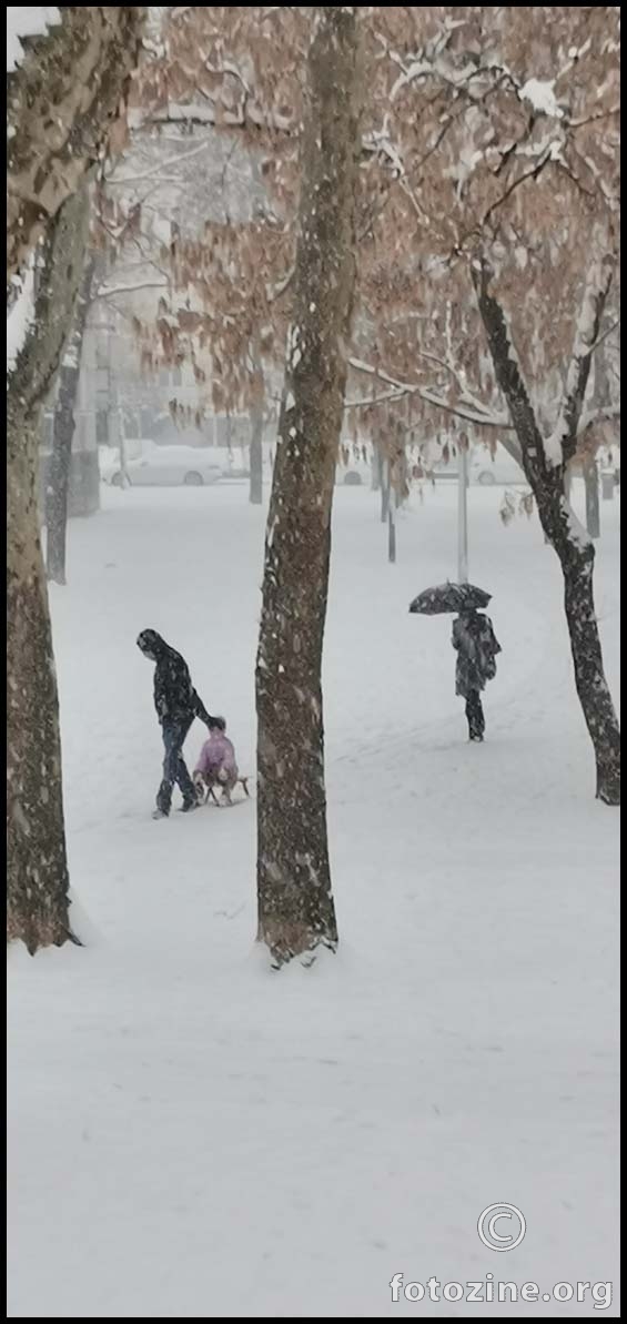 stalno pada snijeg - 3. ...