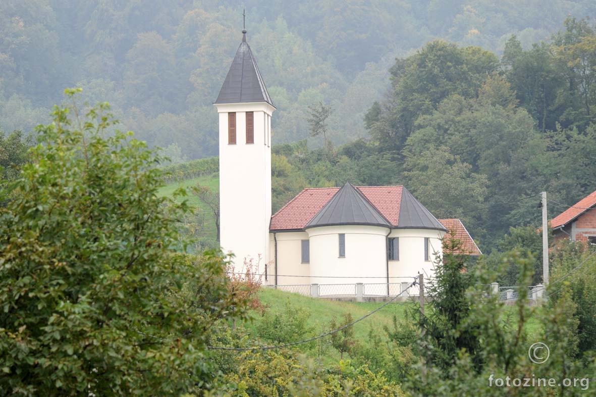 crkvica sa zagorskih brega