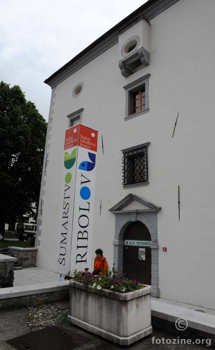 Kaštel - Brod na Kupi