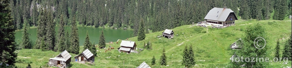 Koča na Planini pri jezeru