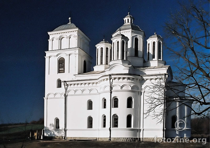 Crkva Svetih Arhangela