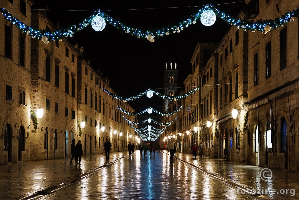 okićeni stradun