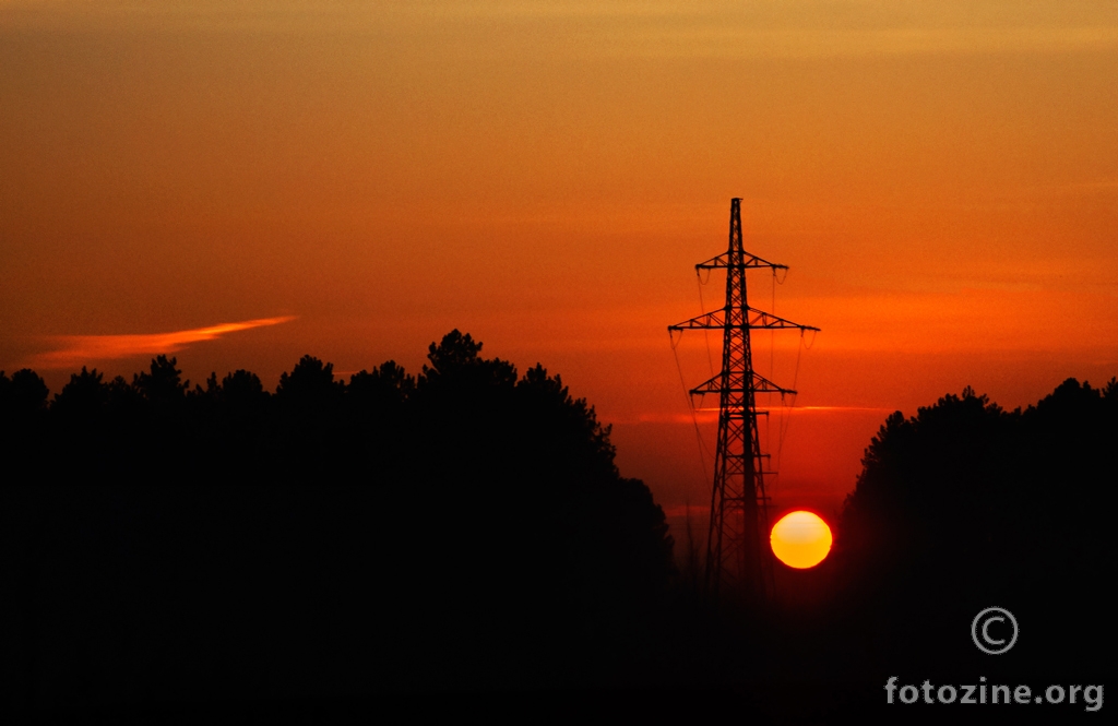 Dalekovod do Sunca