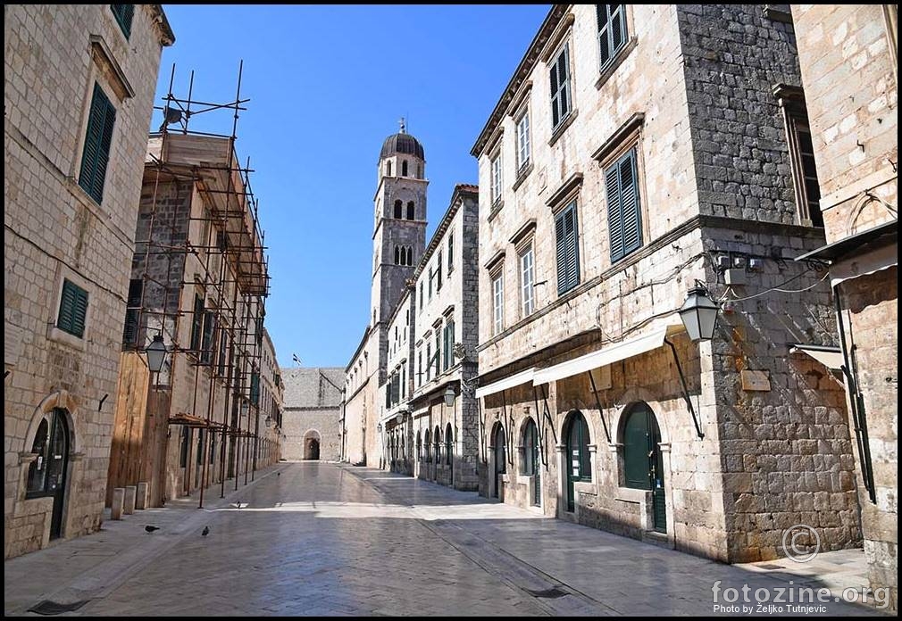 MISLIM JA DA JE I STRADUN SHVATIO ŠTO ZNAČI SAMOIZOLACIJA BY ŽT