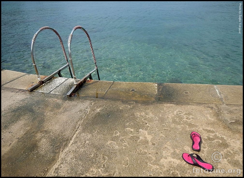 'AJDE, ZNAJ, GOVORI LI DA JE SEZONI KRAJ OVA DANAŠNJA SLIKA S PLAŽE ADRIATIKA BY ŽT