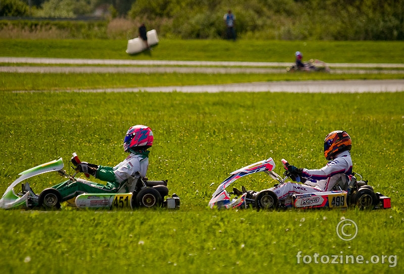 livadni karting...