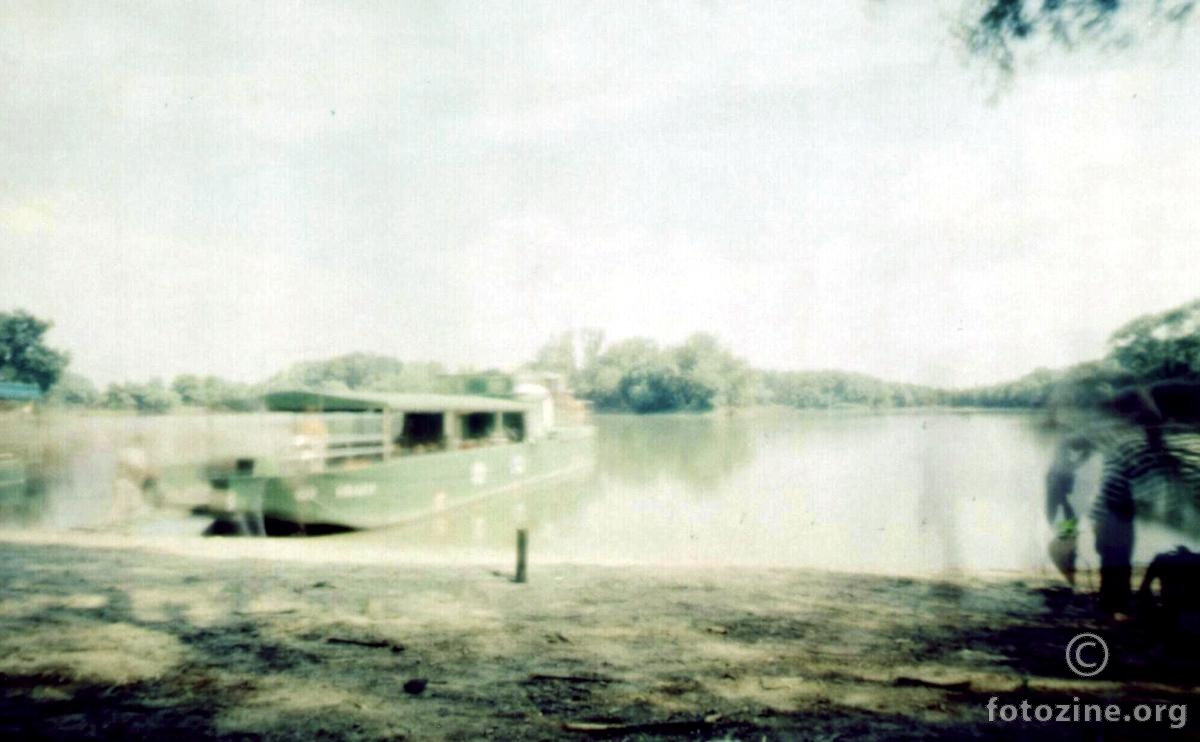 POVRATAK SA KRSTARENJA MOČVAROM
