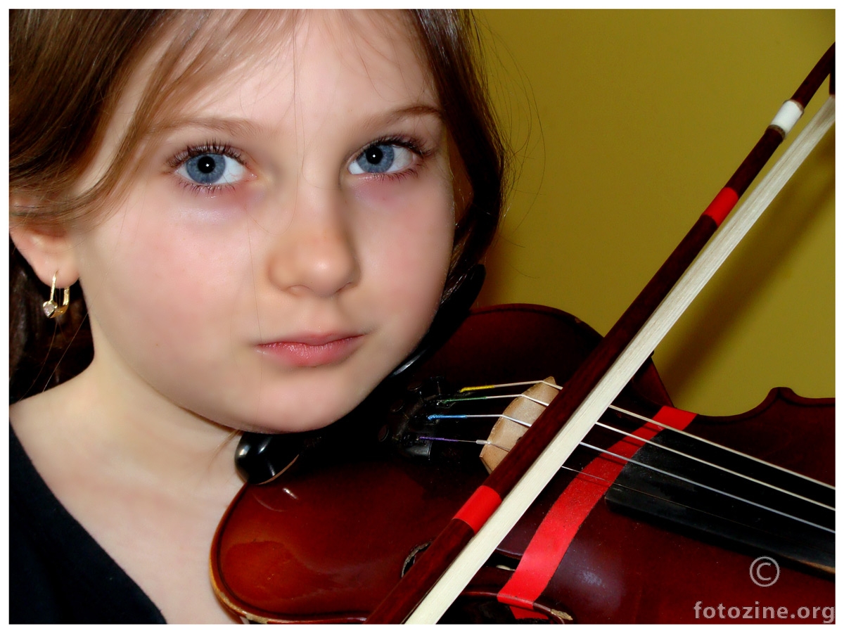 Violinistica Dora