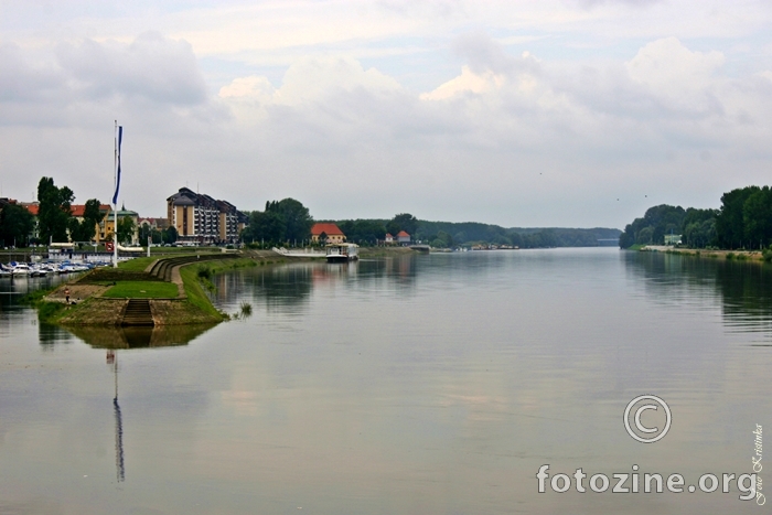 Drava malo plava...