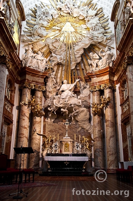 Oltar Crkve Svetog Karla u Beču