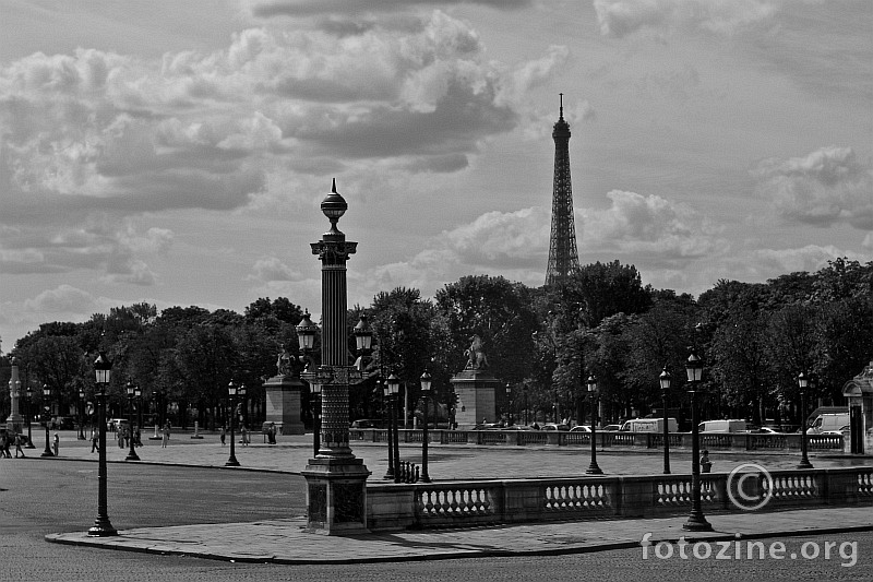 ...Place de la Concorde...