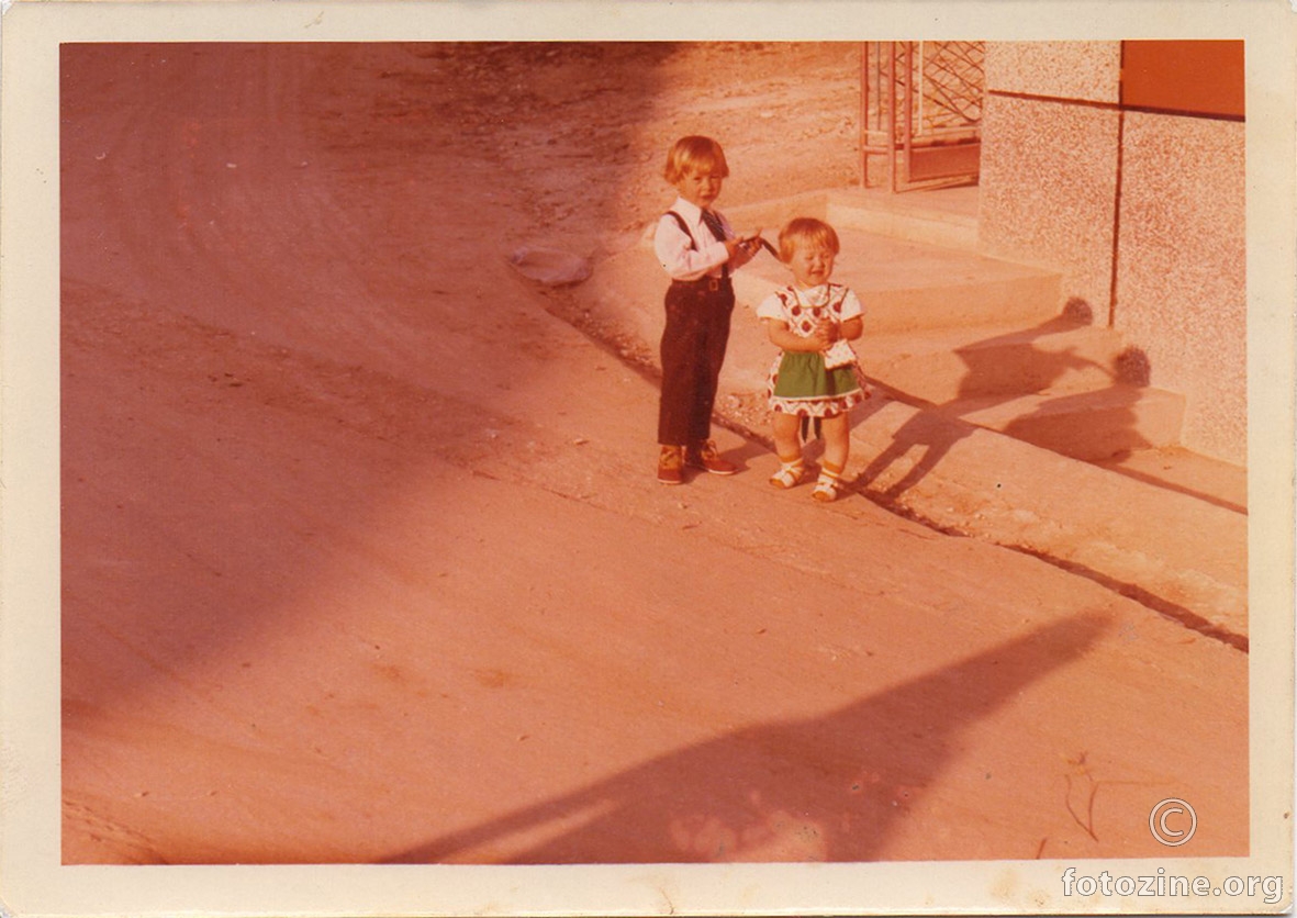sken-ja i sestra 1973