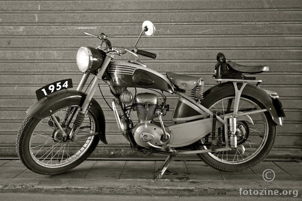 Classic 1953 Motobecane D45, 125cc