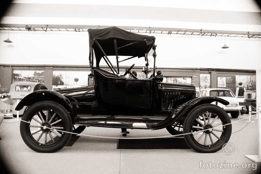 Tin Lizzie