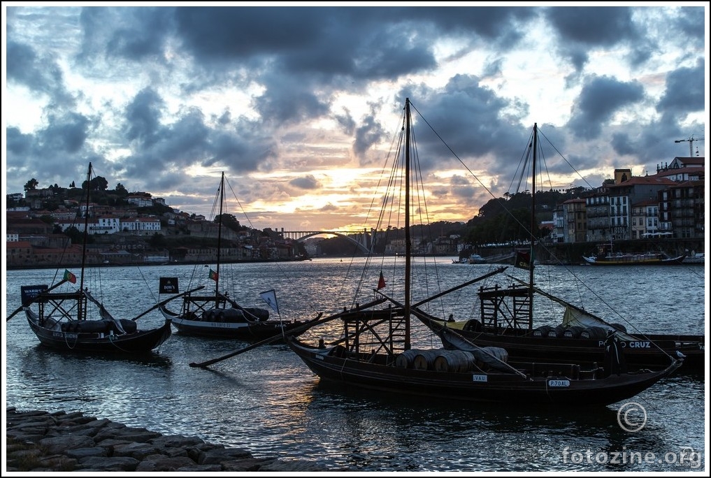 Porto - zalazak sunca na Rio Douro