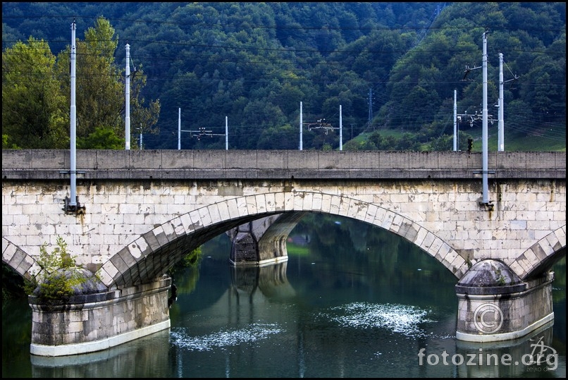 Mostovi u Zidanom mostu