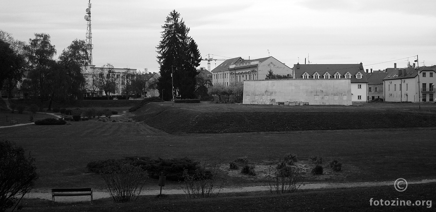 Spomenik - PARK