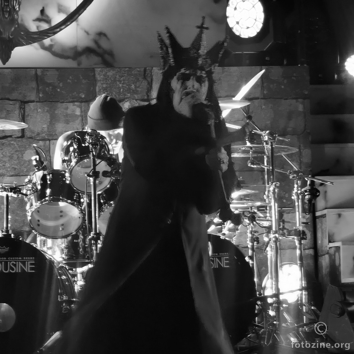 Mercyful Fate - LONG LIVE THE KING