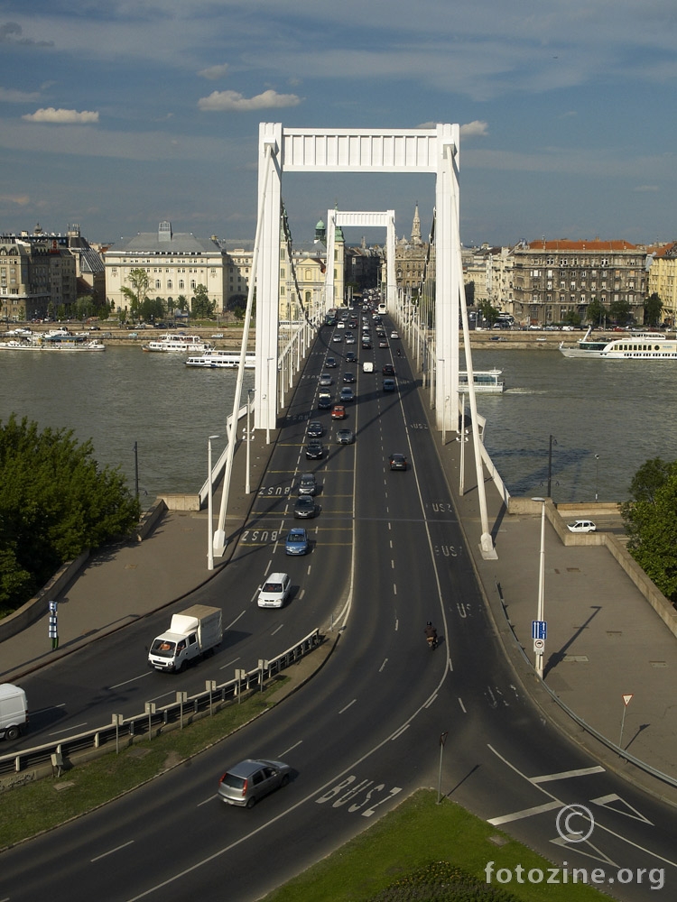 Erzsebet  hid