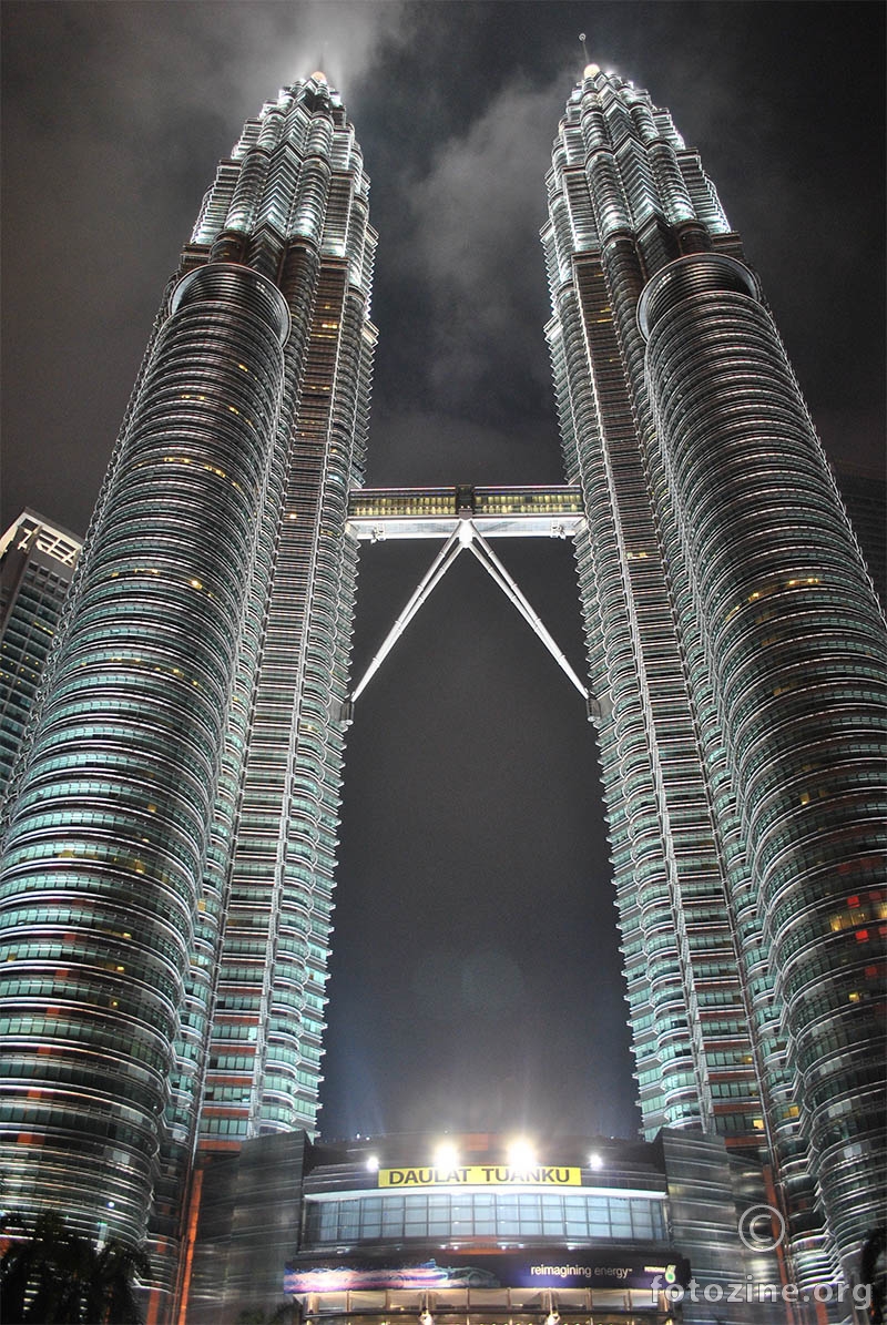 tornjevi Petronas